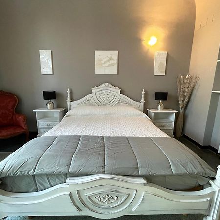 B&B Villa Prestigio 노비리구레 외부 사진