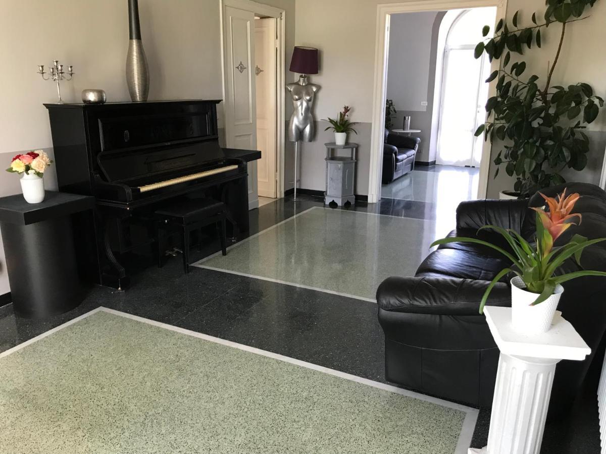 B&B Villa Prestigio 노비리구레 외부 사진