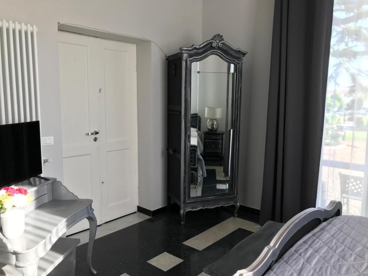 B&B Villa Prestigio 노비리구레 외부 사진