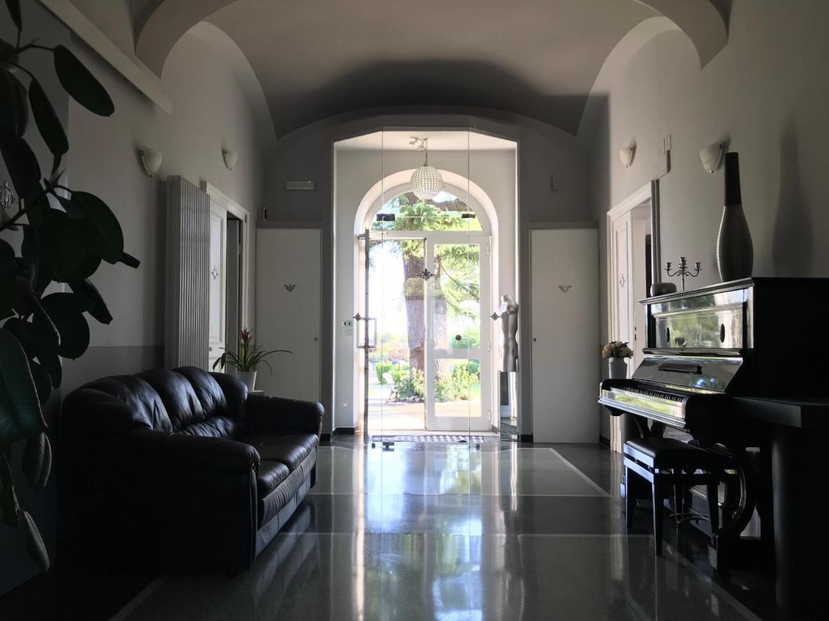 B&B Villa Prestigio 노비리구레 외부 사진